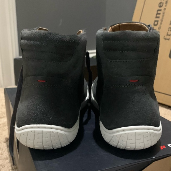 Piloti Apex Italian Suede Driving Shoes in Charcoal Gray - Picture 4 of 10